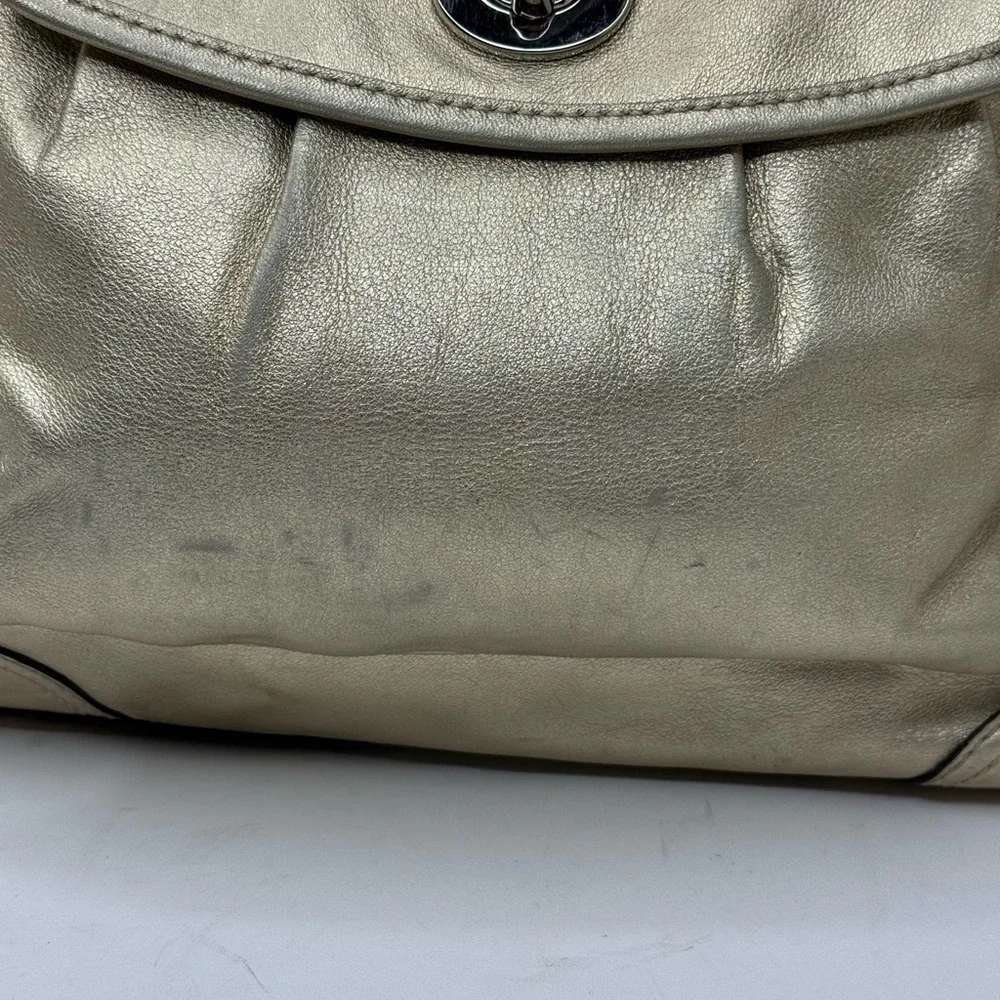 Coach classic metallic